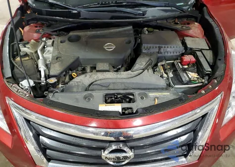 2015 Nissan Altima 2.5 z USA, uszkodzony, nr VIN 1N4AL3AP7FC204400